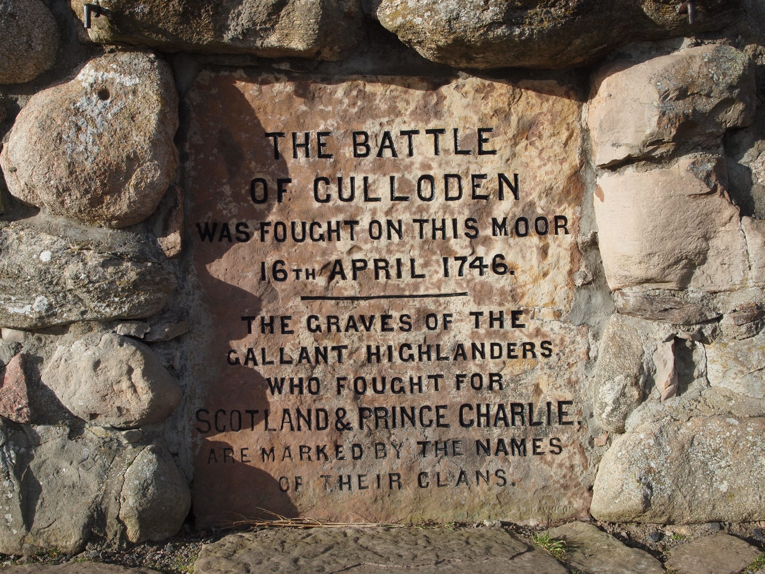 Gedenkstein bei Culloden: Unabhängigkeit Schottlands